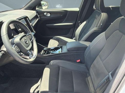 Used 2024 Volvo C40 P8 Recharge Ultimate w/ Protection Package Premier RWD image 5