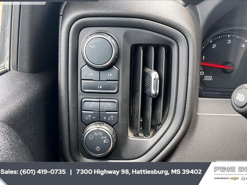 Used 2025 Chevrolet Silverado 2500 Custom w/ Custom Value Package image 23