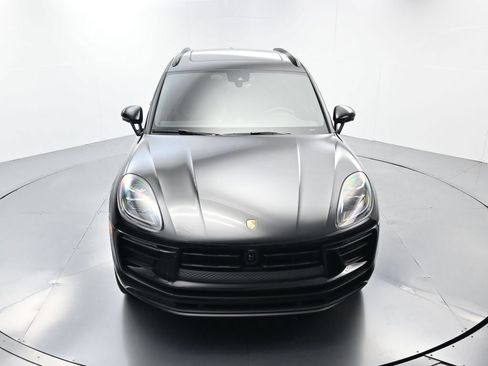 Certified 2026 Porsche Macan AWD/4WD image 43