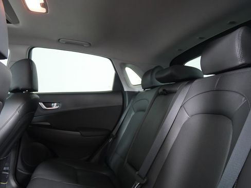 Used 2023 Hyundai Kona Limited FWD image 15