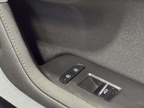 Used 2024 Polestar Polestar 2 AWD/4WD image 11