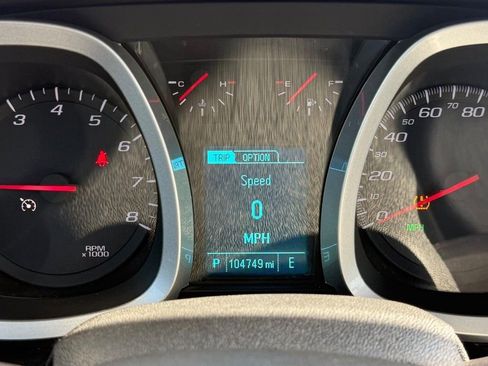 Used 2017 Chevrolet Equinox LT image 24