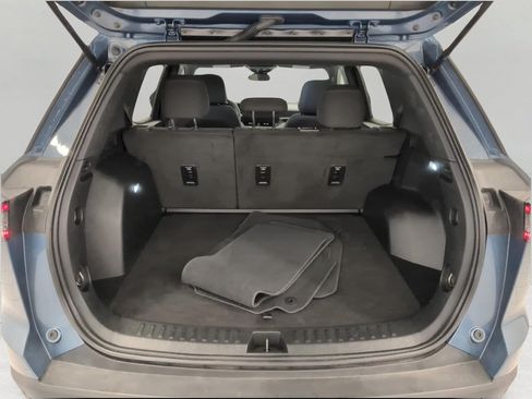 Used 2025 Chevrolet Equinox LT AWD/4WD image 15