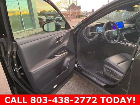 Used 2026 Toyota Crown XLE image 4