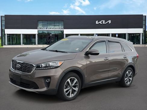 Used 2019 Kia Sorento EX FWD image 2