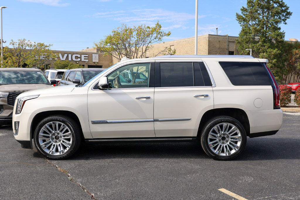 Used 2015 Cadillac Escalade Platinum AWD/4WD image 29