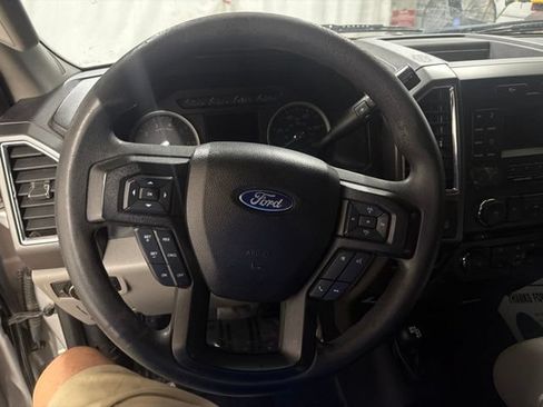 Used 2017 Ford F250 XLT AWD/4WD image 16