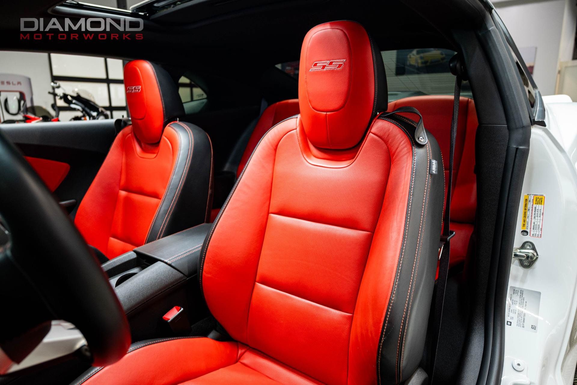 Used 2010 Chevrolet Camaro SS w/ LPO, Ground Effects Package RWD image 16