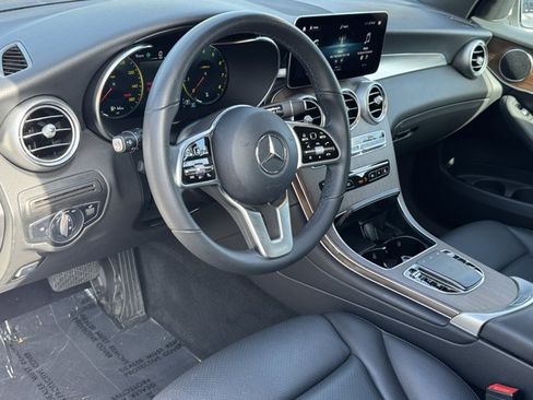 Used 2022 Mercedes-Benz GLC 300 image 17