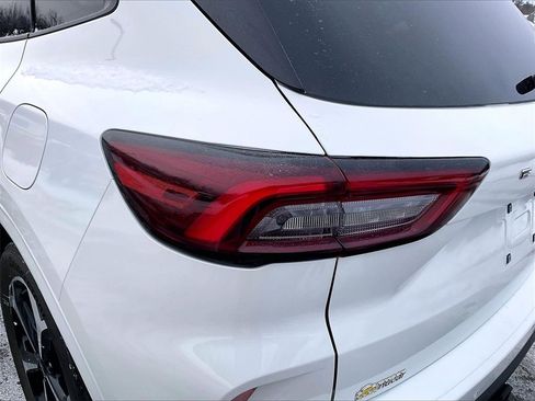 Used 2024 Ford Escape ST-Line Select w/ Tech Pack #1 image 31