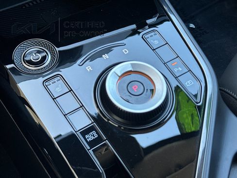 Certified 2024 Kia Niro Wind FWD image 23