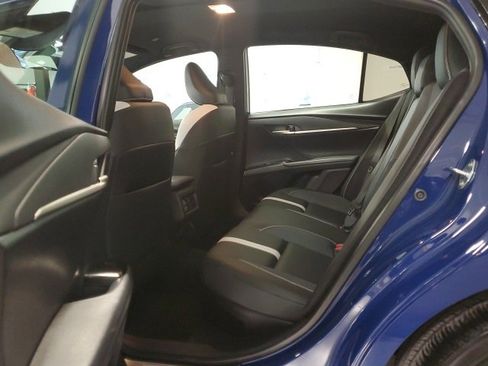 Used 2025 Toyota Camry SE image 21