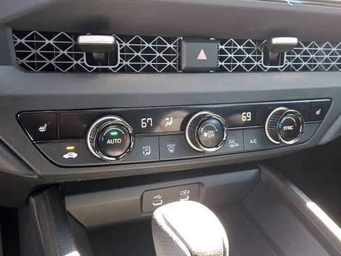 Used 2023 Honda Accord EX image 16