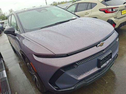 Used 2026 Chevrolet Equinox EV LT image 2