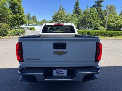 Used 2015 Chevrolet Colorado W/T w/ WT Convenience Package RWD image 11