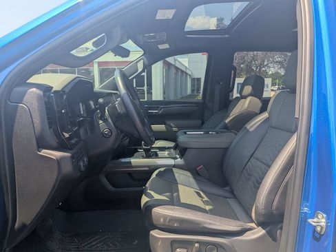 Used 2022 Chevrolet Silverado 1500 ZR2 w/ Technology Package AWD/4WD image 16