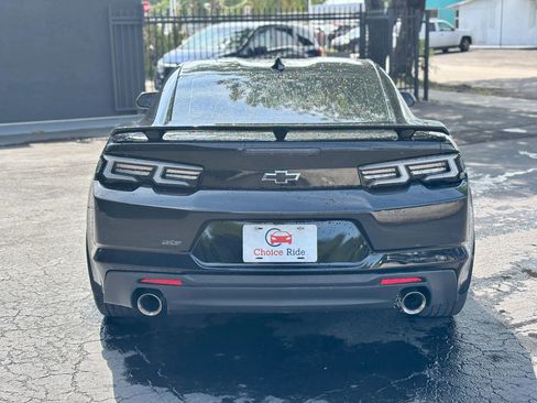 Used 2021 Chevrolet Camaro LT RWD image 5