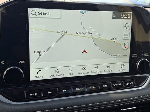 Used 2023 Nissan Rogue SL w/ SL Premium Package image 17