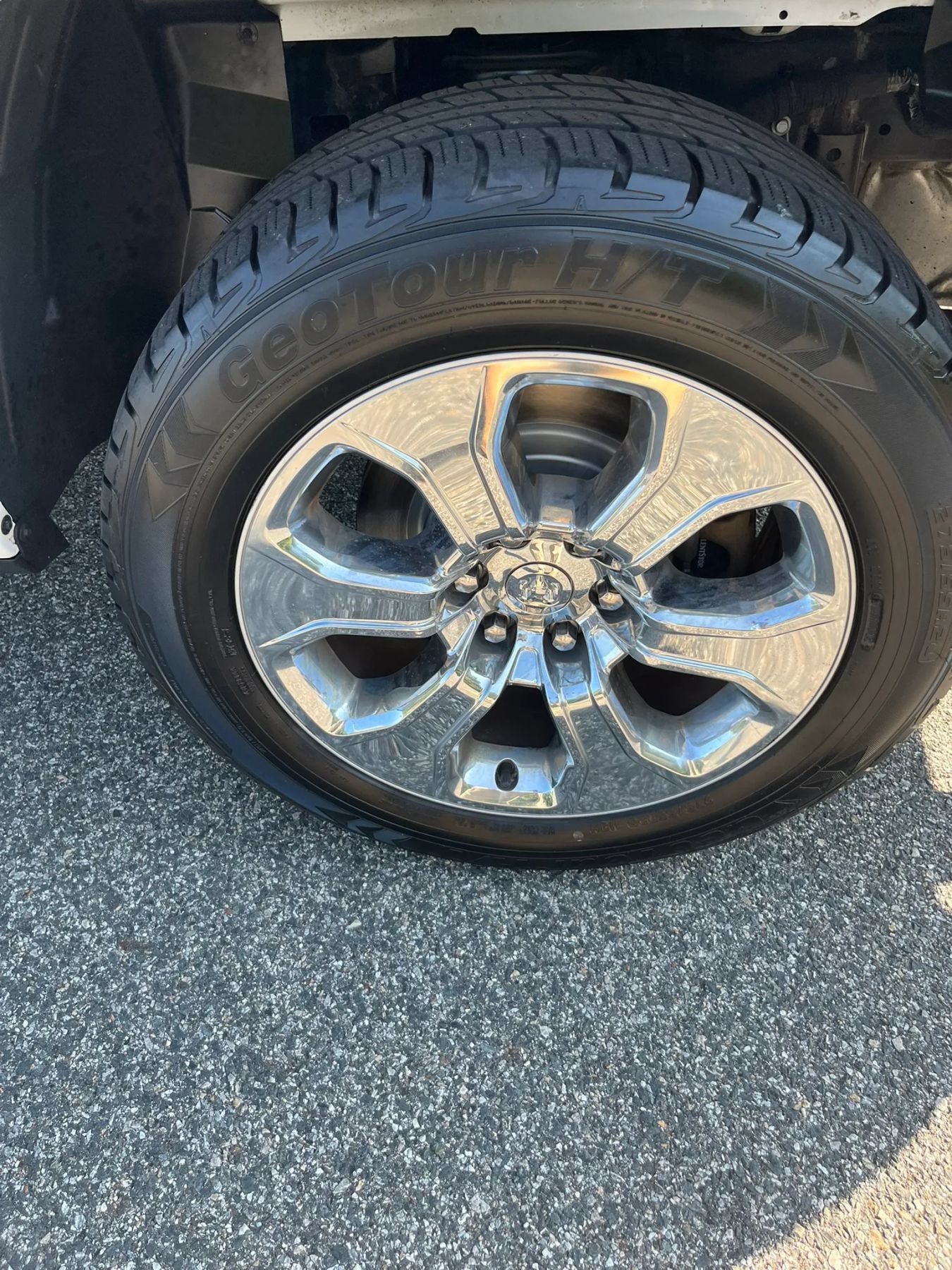 Used 2020 RAM 1500 Big Horn AWD/4WD image 15