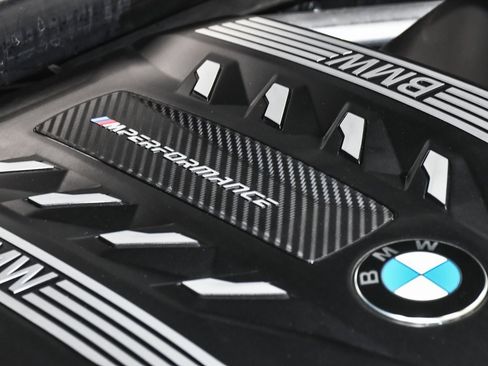 Used 2023 BMW X6 M50i w/ Executive Package image 87