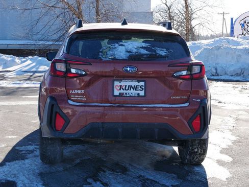 Used 2024 Subaru Crosstrek 2.0i Premium image 6
