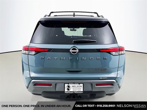 New 2026 Nissan Pathfinder Platinum image 6