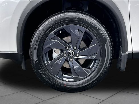 New 2026 Nissan Rogue SV w/ Cold Weather Package FWD image 11