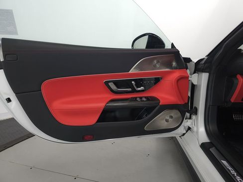 Used 2023 Mercedes-Benz SL 63 AMG 4MATIC w/ Driver Assistance Package image 6