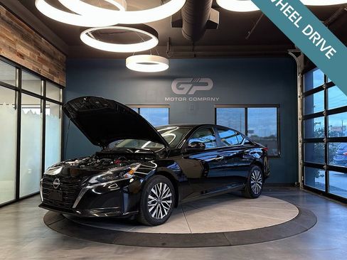 Used 2023 Nissan Altima 2.5 SV image 24