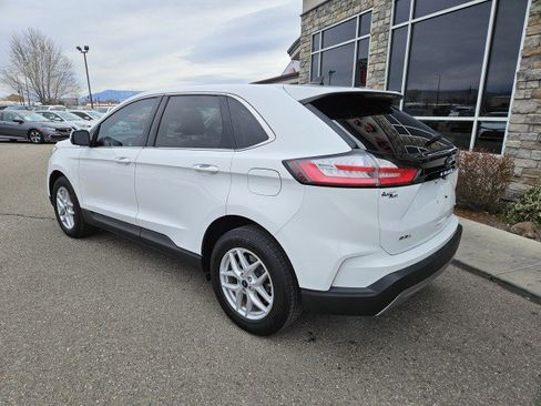 Used 2022 Ford Edge SEL image 3