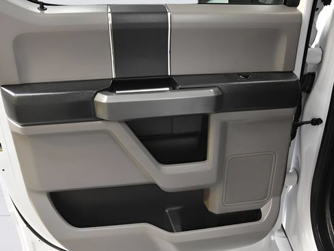 Used 2018 Ford F150 XLT RWD image 14