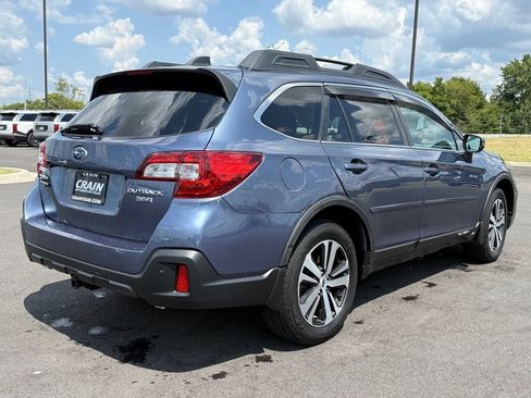 Used 2018 Subaru Outback 3.6R Limited AWD/4WD image 5