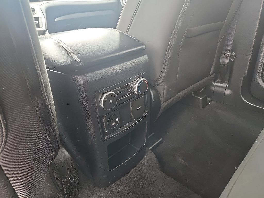 Used 2021 Ford Explorer XLT AWD/4WD image 20