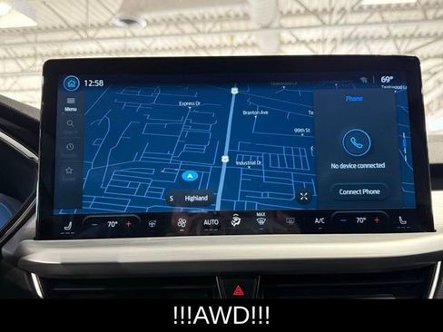 Used 2024 Ford Escape Platinum image 32