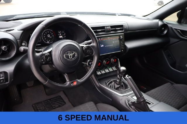 Used 2023 Toyota GR86 RWD image 10