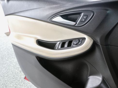 Used 2020 Buick Encore GX Preferred FWD image 21