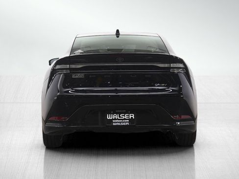 Used 2026 Toyota Prius Plug-In Hybrid image 4