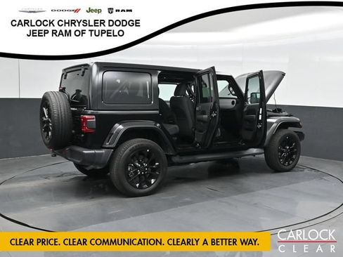 Used 2025 Jeep Wrangler Unlimited Sahara AWD/4WD image 47