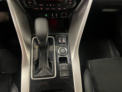 Used 2025 Mitsubishi Eclipse Cross AWD image 50