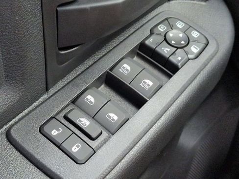 New 2026 RAM 2500 Tradesman AWD/4WD image 25