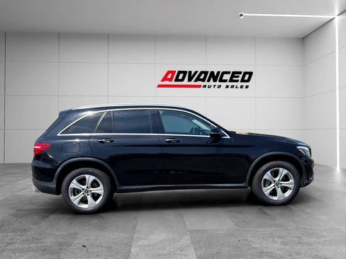Used 2017 Mercedes-Benz GLC 300 4MATIC image 9