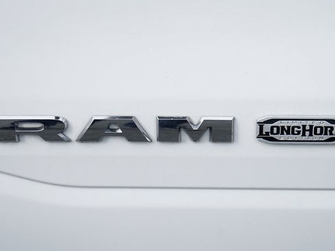 Used 2022 RAM 1500 Limited w/ Body Color Bumper Group image 52