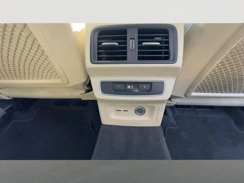 Used 2022 Audi Q5 2.0T Premium Plus AWD/4WD image 13