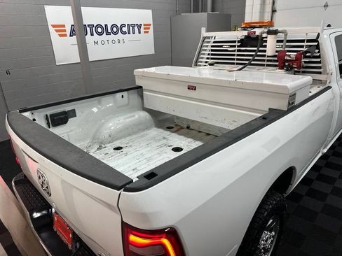 Used 2024 RAM 3500 Tradesman w/ Towing Technology Group AWD/4WD image 11
