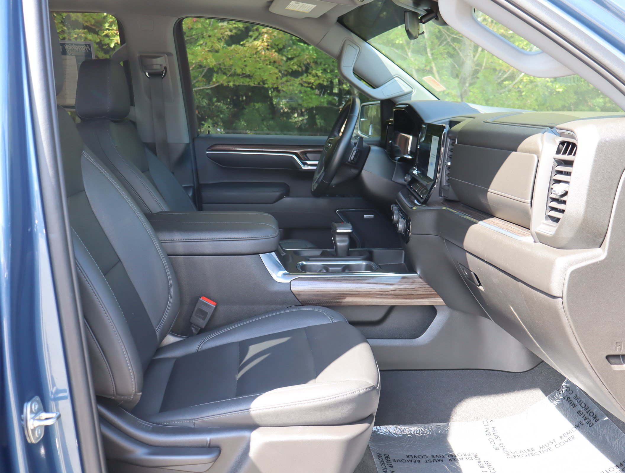 Used 2024 Chevrolet Silverado 1500 RST w/ Convenience Package II AWD/4WD image 23