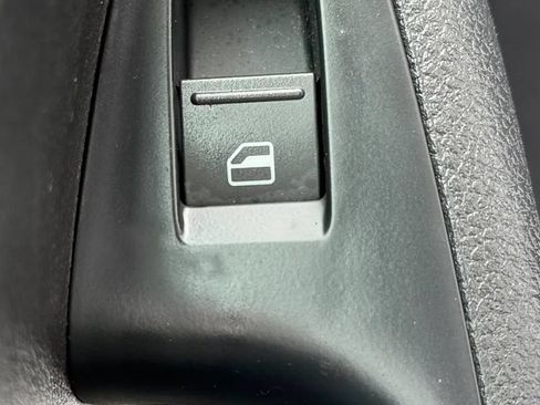 Used 2014 Volkswagen Jetta SE FWD image 23