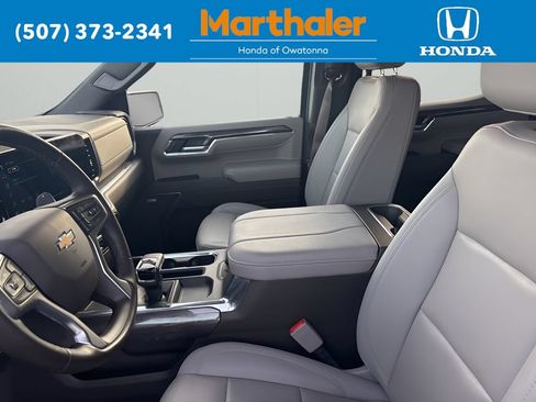 Used 2024 Chevrolet Silverado 1500 LTZ w/ LTZ Convenience Package II AWD/4WD image 10