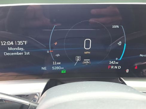 Certified 2025 Cadillac Lyriq Sport image 22