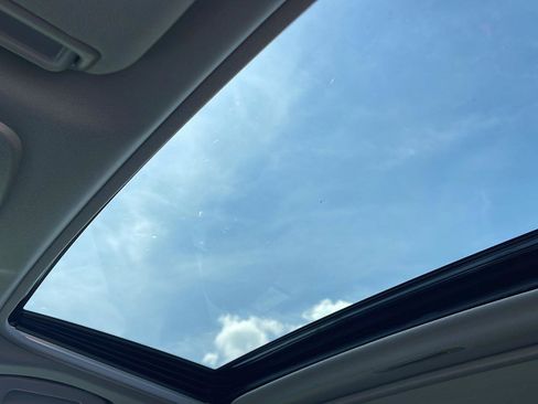 Used 2024 Toyota Camry XLE w/ Navigation Package image 23