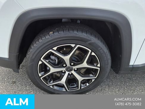 Used 2025 Jeep Compass Limited AWD/4WD image 17